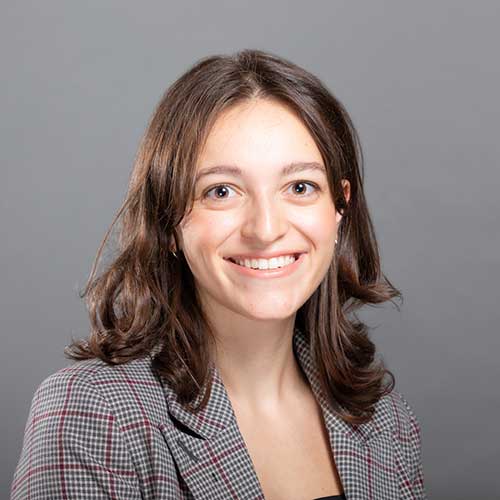 Julia Pardee smiling for a headshot.