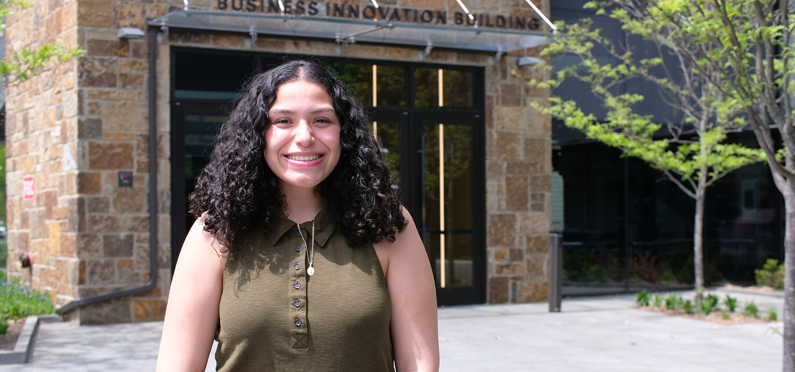 Arianna Morataya stands outside the Business Innovation Building