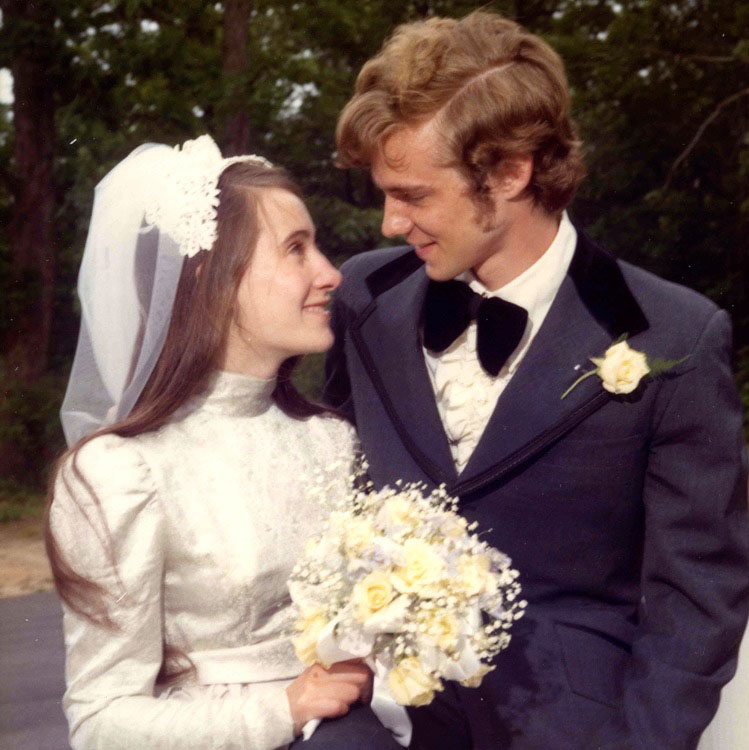 Jill and Tom Duerig on their wedding day