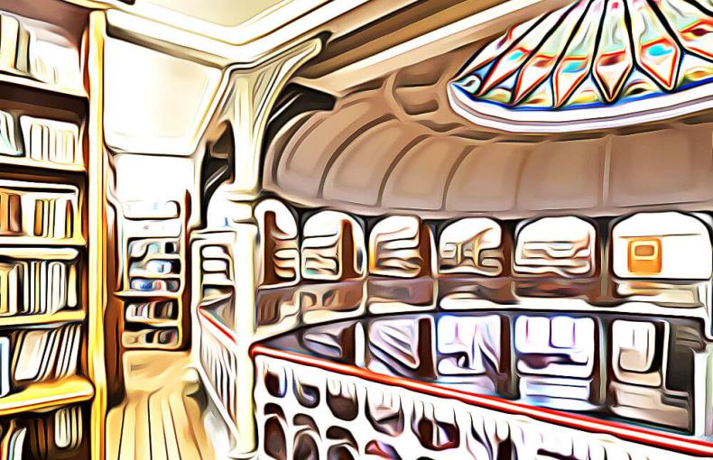 Bookshelves lining the rotunda of Linderman Library