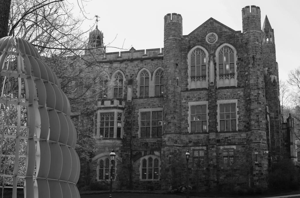 Linderman Library Exterior