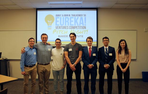 Student Entrepreneurs gathered for group photo