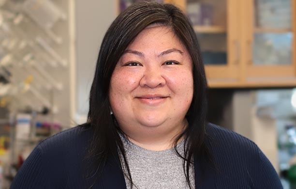 Headshot of Lesley Chow in her lab