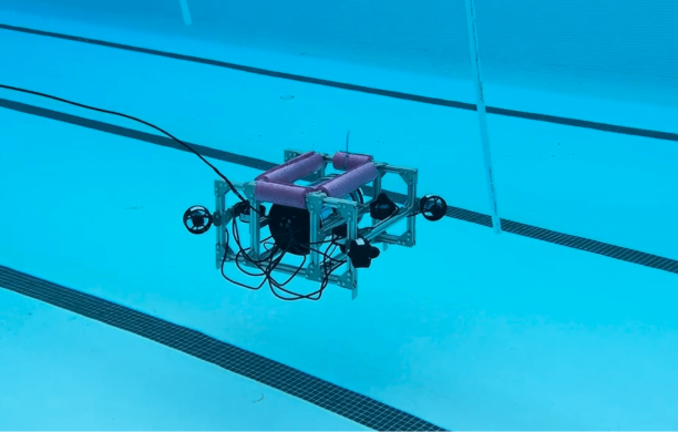 Lehigh Underwater Robotics Team's drone underwater in a pool